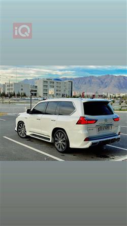 Lexus LX